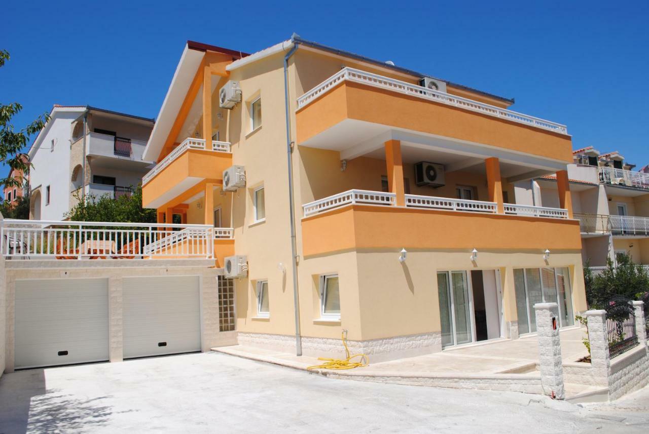 Ciovo Apartments Трогир Екстериор снимка