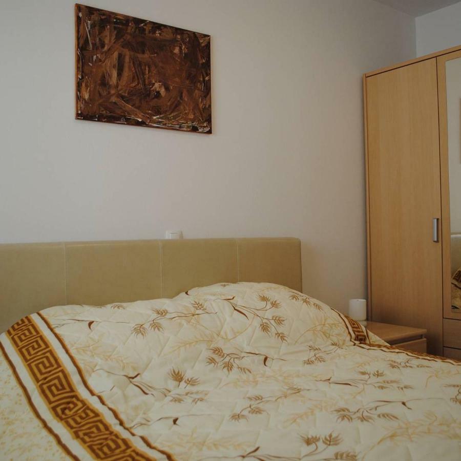 Ciovo Apartments Трогир Екстериор снимка